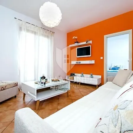 Santa Eufemia 10min Walk To City & Free Garage Parking Apartmán Rovinj