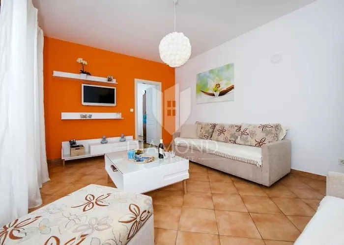 Santa Eufemia 10min Walk To City & Free Garage Parking Rovinj